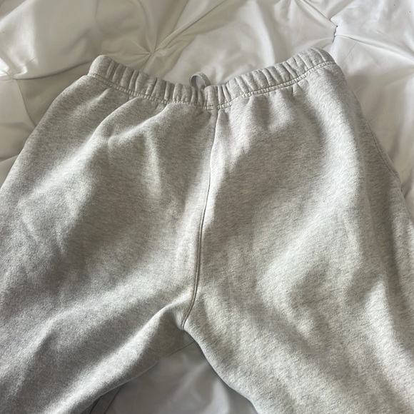 Essentials men sweats - Picture 4 of 6